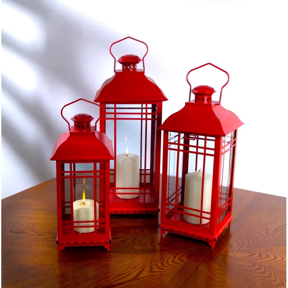 Metal table top lanterns
